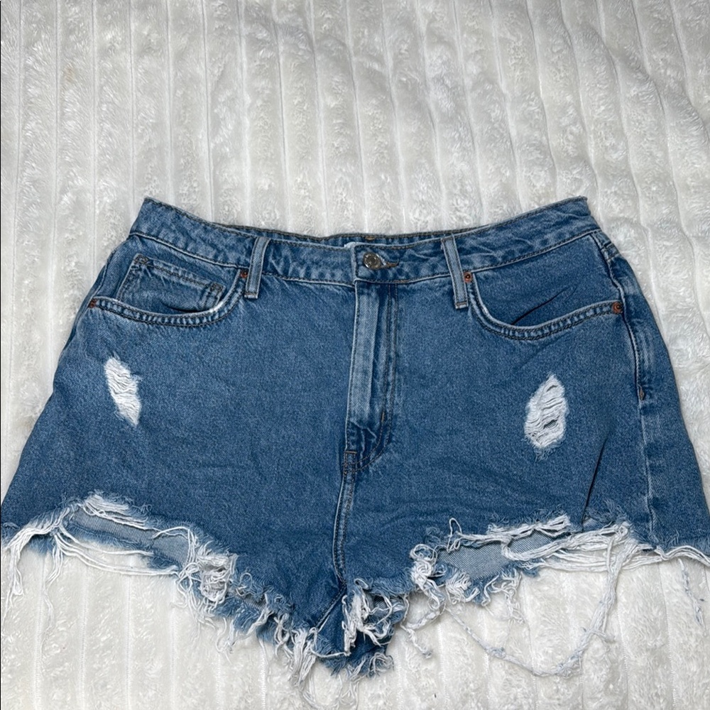 Forever 21 Blue Jean Shorts Distressed High-Waisted
